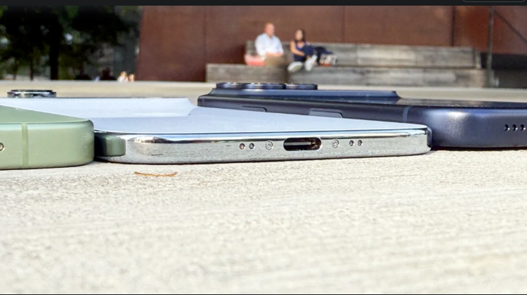 iPhone 17